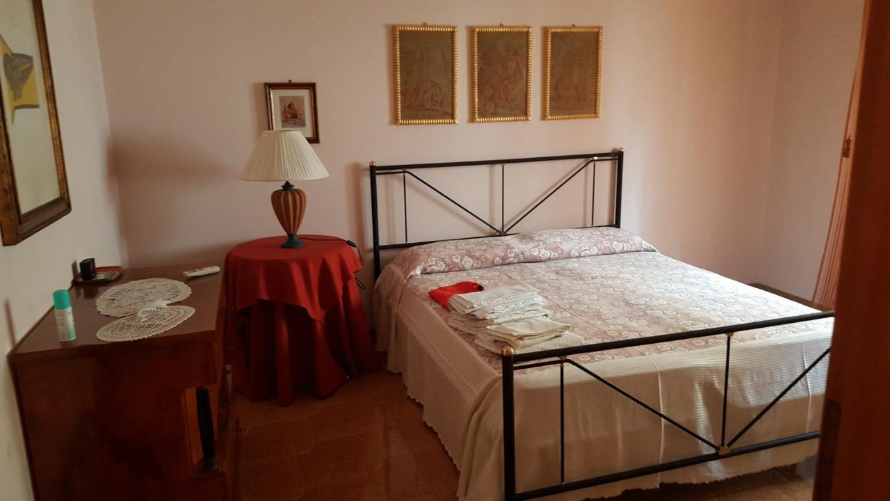 Casa Turismo "Madonna Del Paradiso" 马扎拉德尔瓦洛 外观 照片