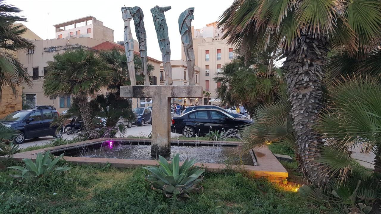 Casa Turismo "Madonna Del Paradiso" 马扎拉德尔瓦洛 外观 照片